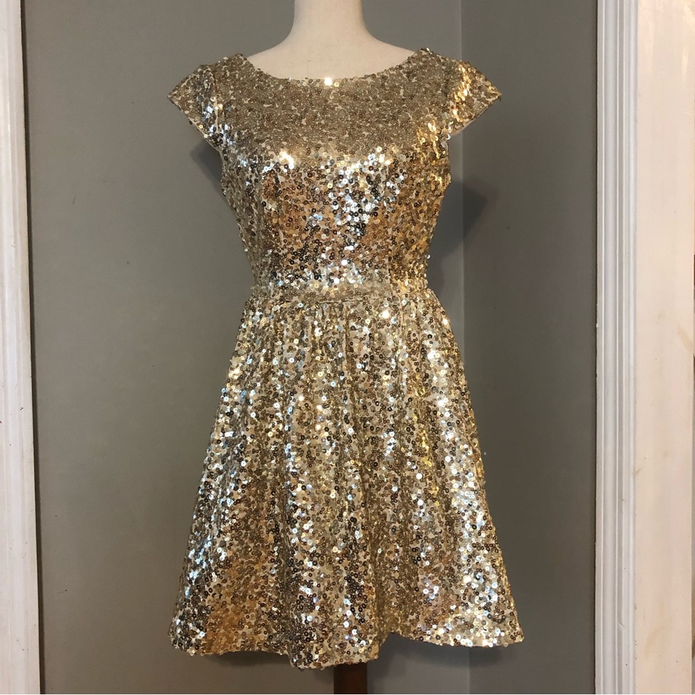 Windsor Gold Sequin Cap-Sleeve Prom Dress